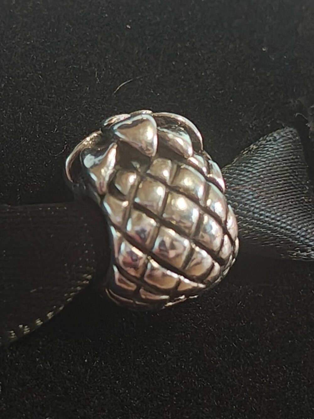 Authentic Pandora Pineapple Charm – 790363 Sterling Silver (Retired) - Picture 2 of 5